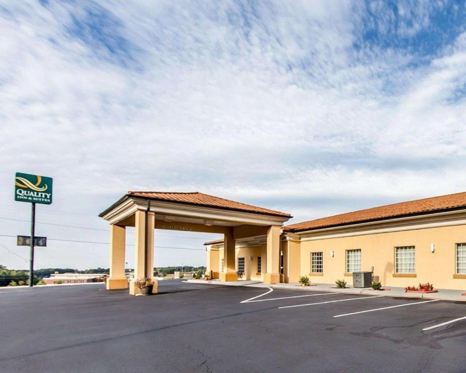Quality Inn & Suites Bremen Εξωτερικό φωτογραφία