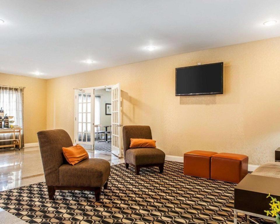 Quality Inn & Suites Bremen Εξωτερικό φωτογραφία